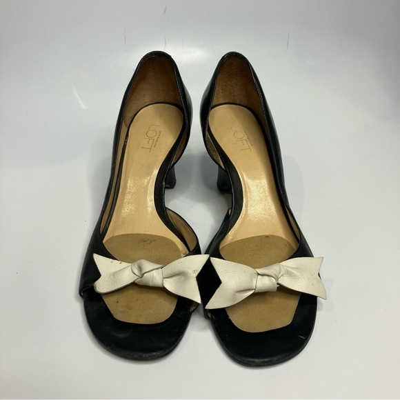 Loft black & cream leather bow pumps size 8.5 - Picture 2 of 7